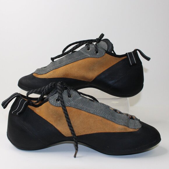 Millet Rock Climbing Shoes (10.5 US) - Picture 2 of 7